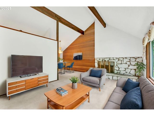 2811 GREENTREE Way, Eugene, OR 97405