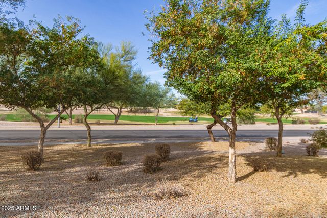 103 S BIRDIE Way, Casa Grande, AZ 85194