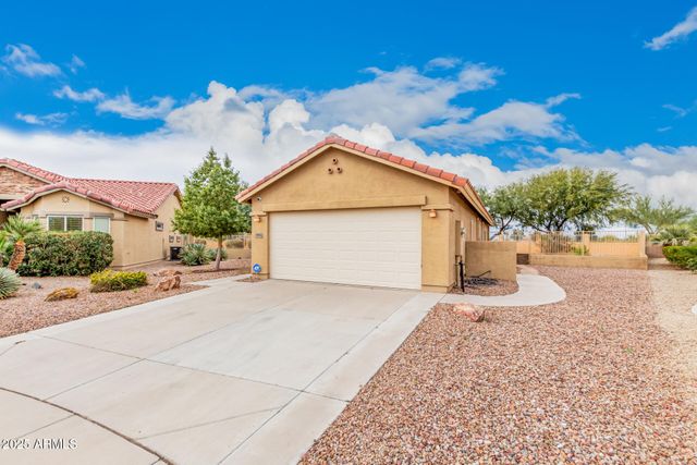 103 S BIRDIE Way, Casa Grande, AZ 85194