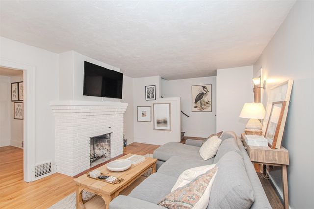 1118 Longfellow Avenue, Royal Oak, MI 48067