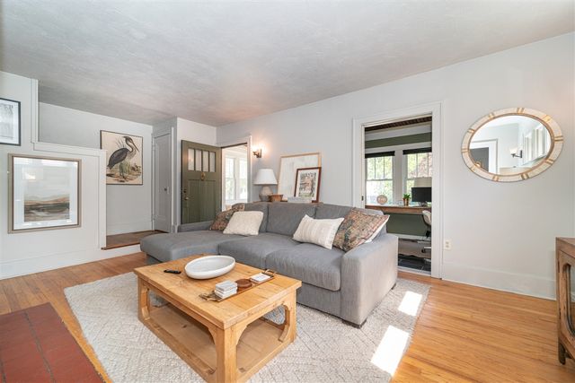 1118 Longfellow Avenue, Royal Oak, MI 48067