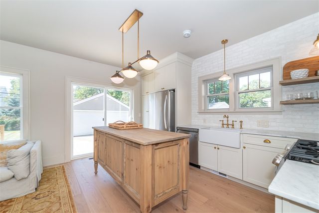 1118 Longfellow Avenue, Royal Oak, MI 48067