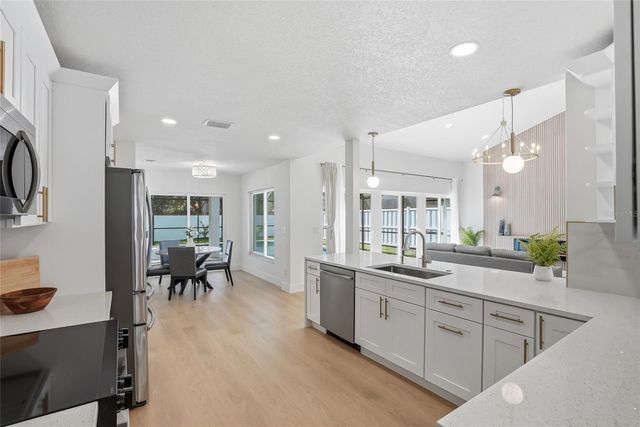 6315 CHAUNCY STREET, Tampa, FL 33647