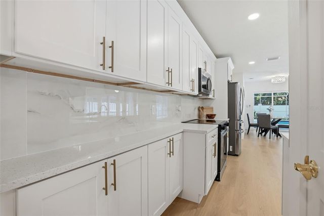 6315 CHAUNCY STREET, Tampa, FL 33647