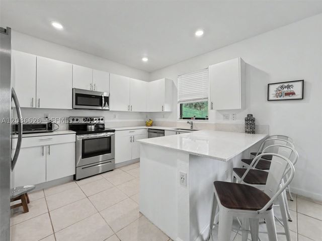 20374 NW 4th Path, Miami Gardens, FL 33169