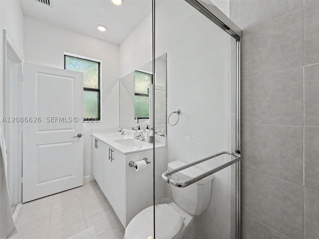 20374 NW 4th Path, Miami Gardens, FL 33169