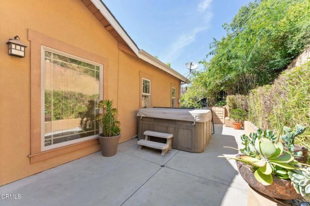 436 Redwood Drive, Pasadena, CA 91105
