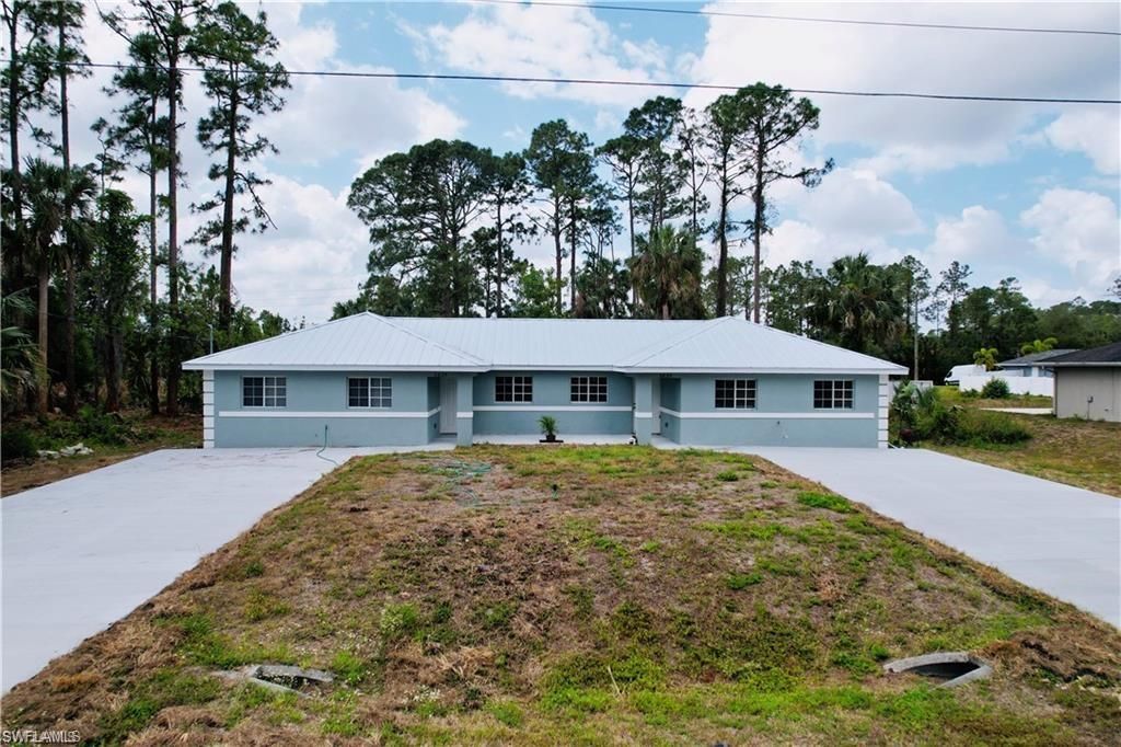 3825/3827 Hollycrest ST, FORT MYERS, FL 33905 — photo 2