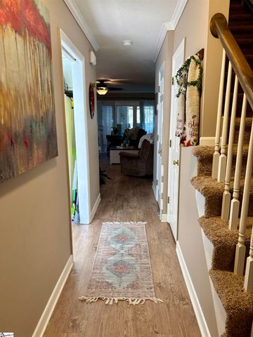 40 Somersett Drive, Spartanburg, SC 29301