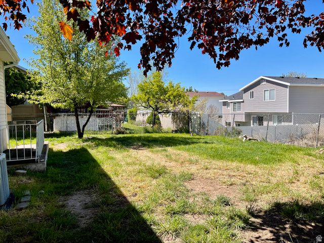 1095 N 2925 W, Layton, UT 84041