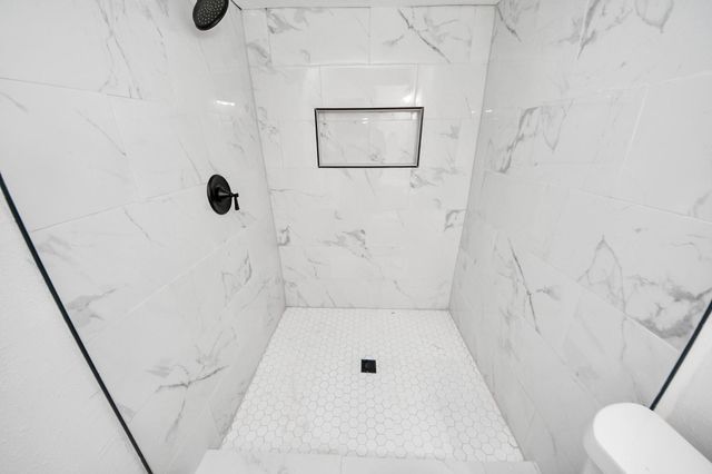 2409 Avenue K, Rosenberg, TX 77471