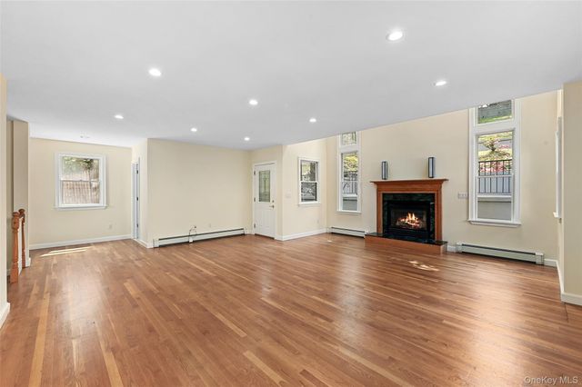 65 Eiler Lane, Irvington, NY 10533