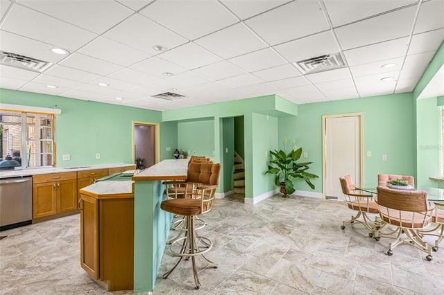 803 BAYSHORE BOULEVARD, Tampa, FL 33606