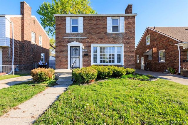 13821 Fairmount Drive, Detroit, MI 48205