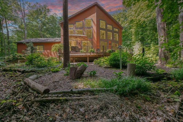 46 Camp Madron Road 46, Buchanan Twp, MI 49107