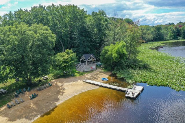 46 Camp Madron Road 46, Buchanan Twp, MI 49107