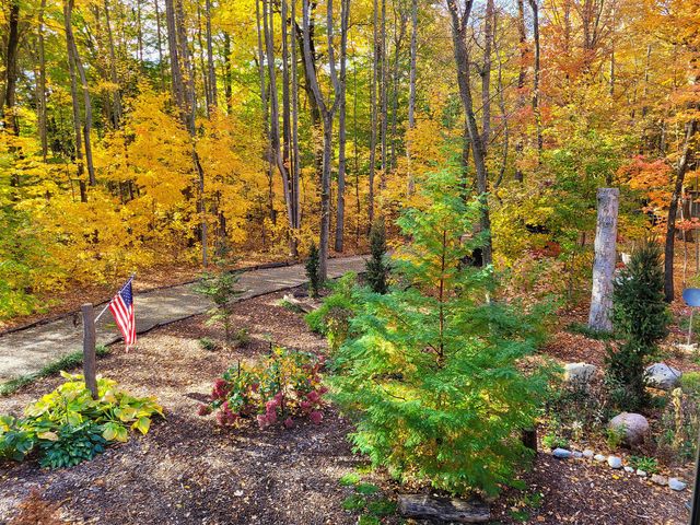 46 Camp Madron Road 46, Buchanan Twp, MI 49107