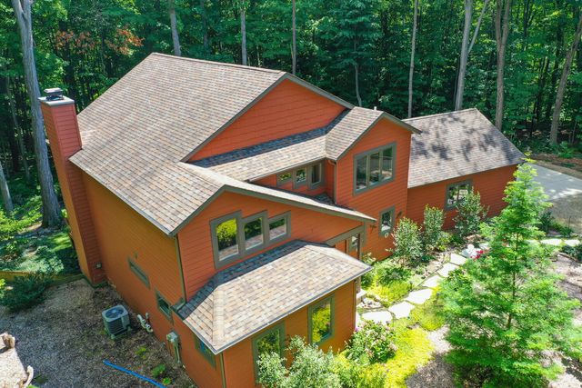 46 Camp Madron Road 46, Buchanan Twp, MI 49107