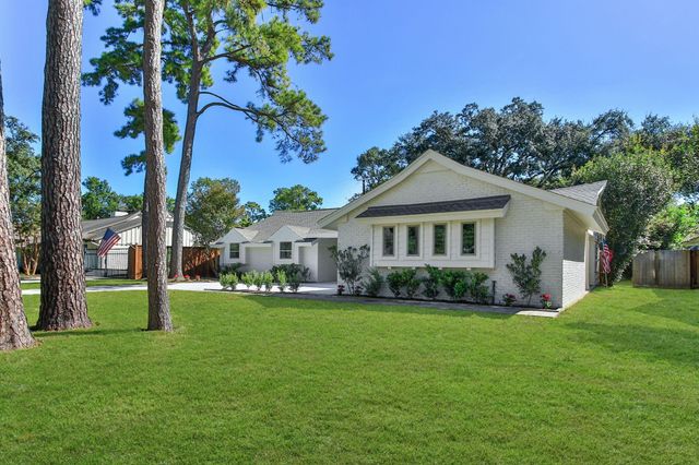 1726 Maux Dr Drive, Houston, TX 77043