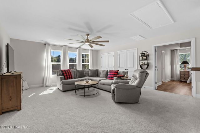 575 Chatham Court NW, Calabash, NC 28467