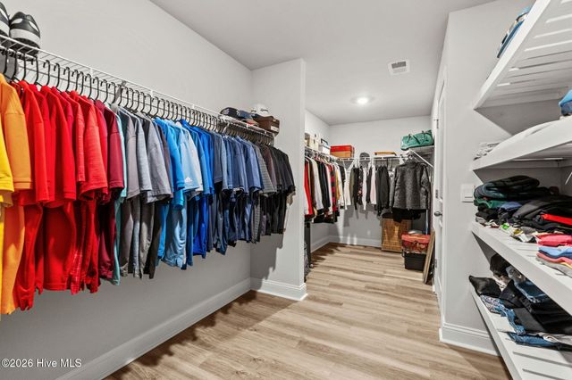 575 Chatham Court NW, Calabash, NC 28467