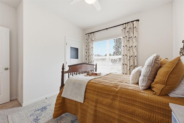 8261 SW 60TH AVENUE, Gainesville, FL 32608