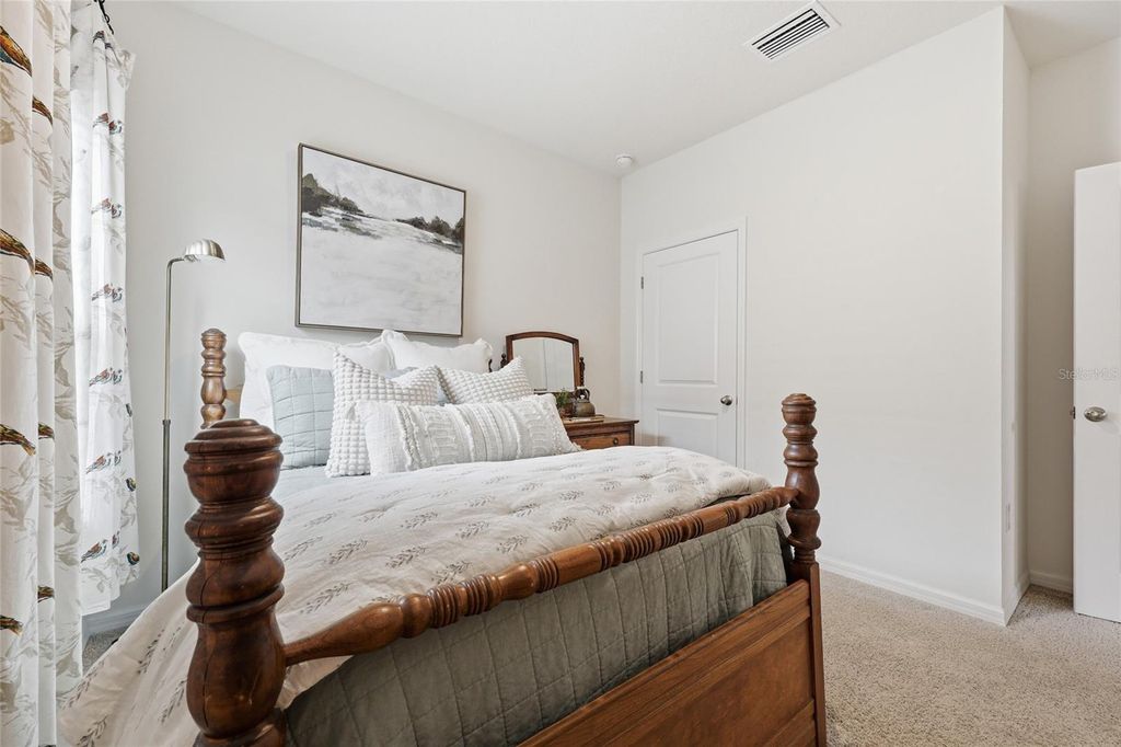 Image 13 of property listing at 8261 SW 60TH AVENUE, Gainesville, FL 32608