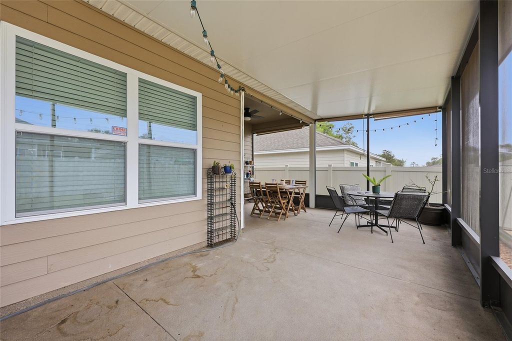 Image 9 of property listing at 8261 SW 60TH AVENUE, Gainesville, FL 32608