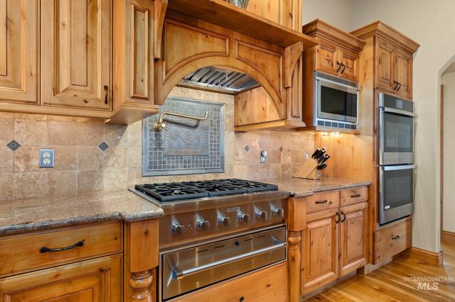 5002 N Hwy 16, Eagle, ID 83616