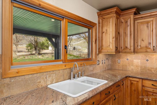 5002 N Hwy 16, Eagle, ID 83616