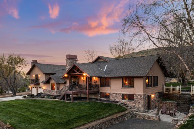 5002 N Hwy 16, Eagle, ID 83616