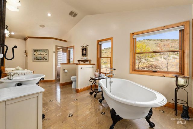 5002 N Hwy 16, Eagle, ID 83616