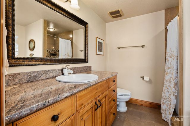 5002 N Hwy 16, Eagle, ID 83616