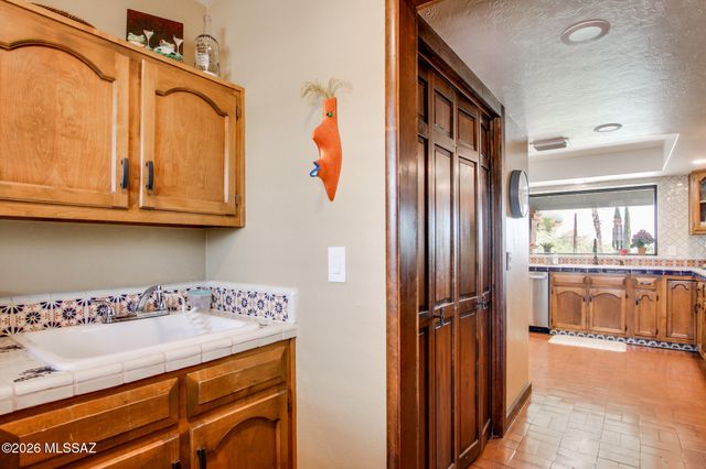 3640 N River Ranch Place, Tucson, AZ 85750