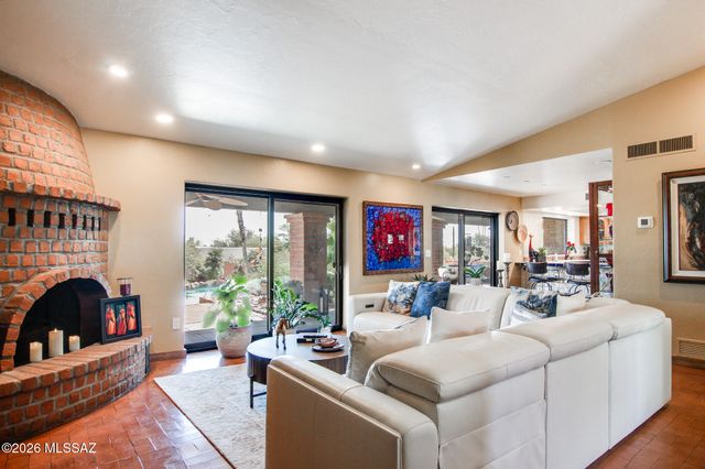 3640 N River Ranch Place, Tucson, AZ 85750