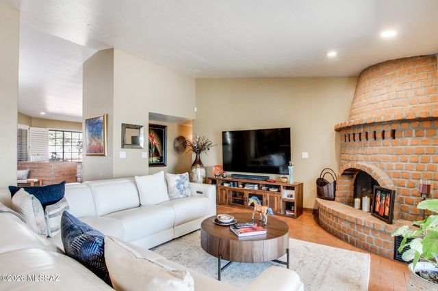 3640 N River Ranch Place, Tucson, AZ 85750