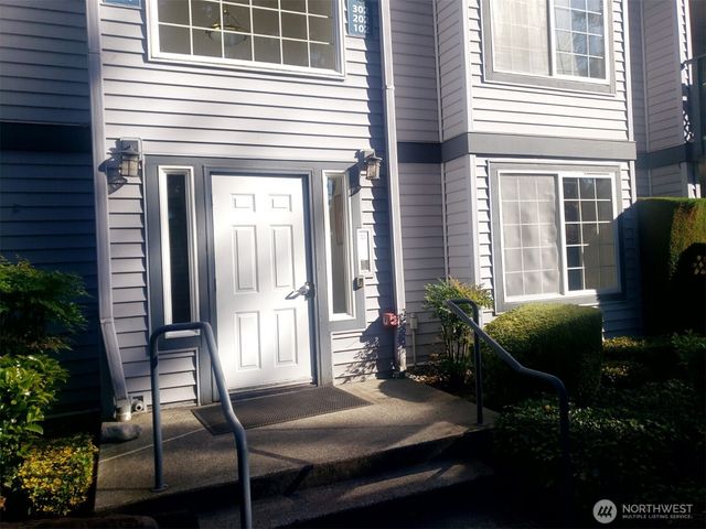 24018 26th Place S #C102, Des Moines, WA 98198