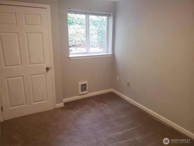 24018 26th Place S #C102, Des Moines, WA 98198