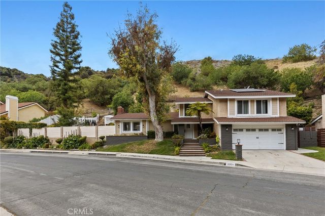 20224 Chapter, Woodland Hills, CA 91364