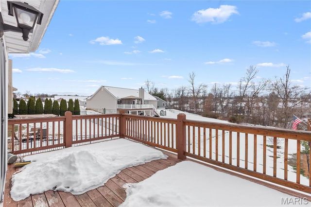 757 Pecan Hill Drive, St Charles, MO 63304