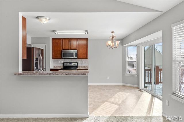 757 Pecan Hill Drive, St Charles, MO 63304