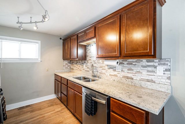 2429 S Logan AVENUE, Milwaukee, WI 53207