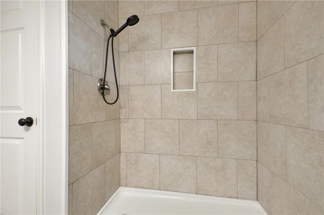 5 Greenbriar Avenue, Cartersville, GA 30120