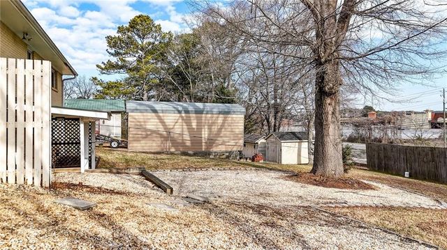 5 Greenbriar Avenue, Cartersville, GA 30120