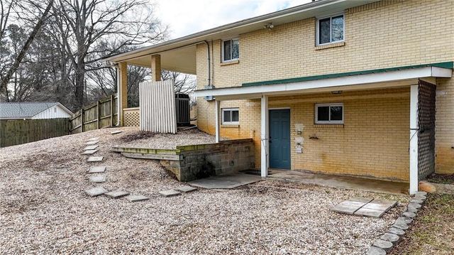 5 Greenbriar Avenue, Cartersville, GA 30120