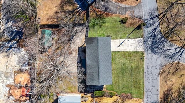 5 Greenbriar Avenue, Cartersville, GA 30120