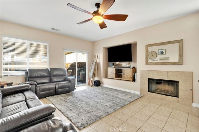 13252 Placentia, Hesperia, CA 92344