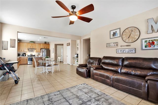 13252 Placentia, Hesperia, CA 92344