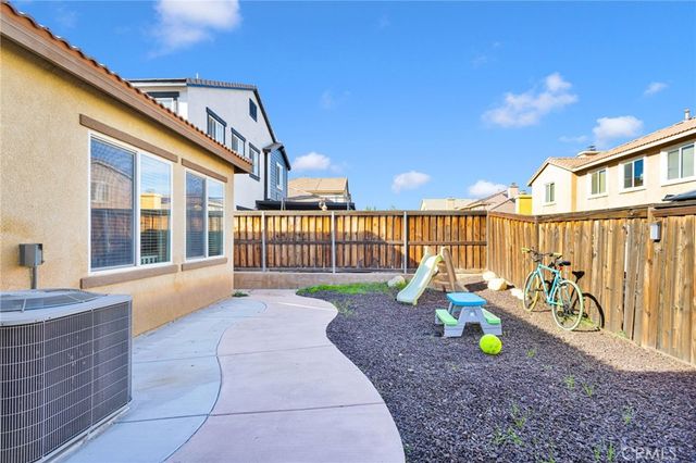 13252 Placentia, Hesperia, CA 92344