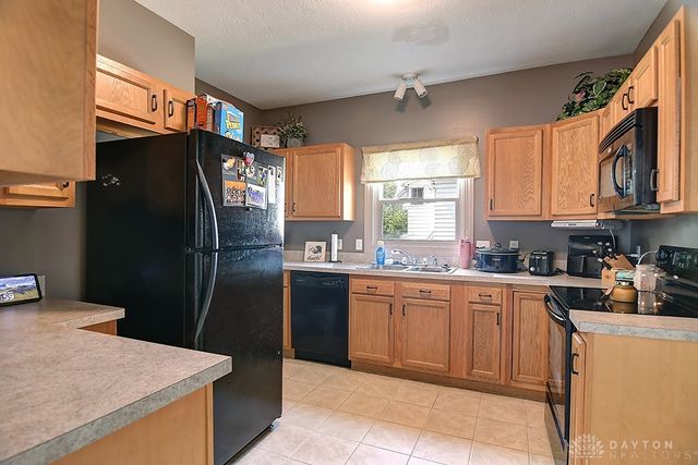 631 Saint Nicholas Avenue, Dayton, OH 45410